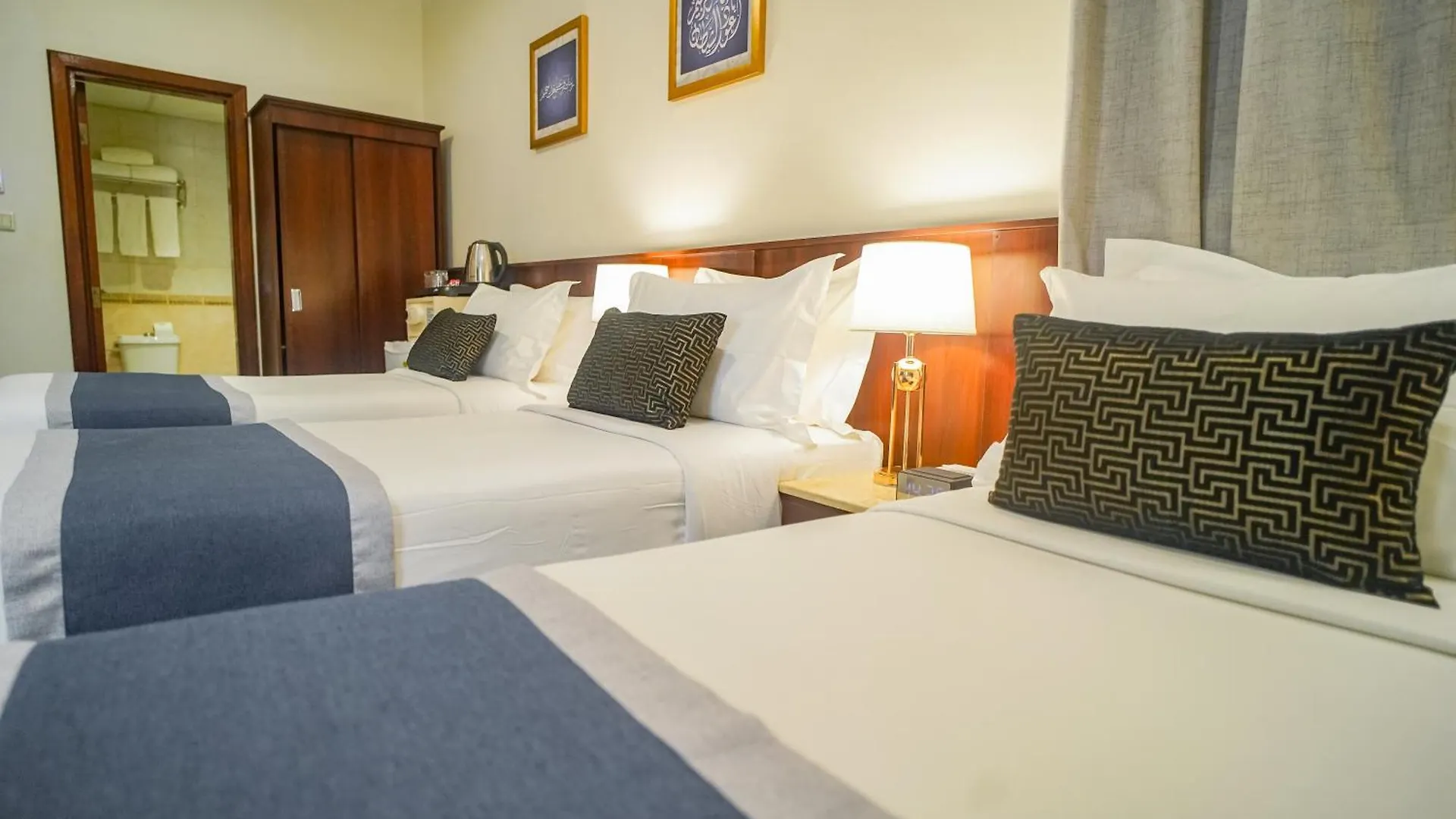 Emaar Al Khalil Hotel Mecca 3*,